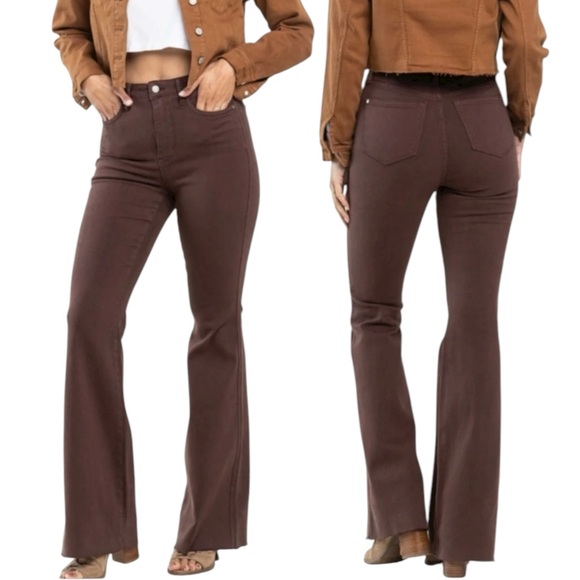 JUDY BLUE High Rise Garment Dyed Flare Jeans in Brown. Size 7/28 - Picture 1 of 11